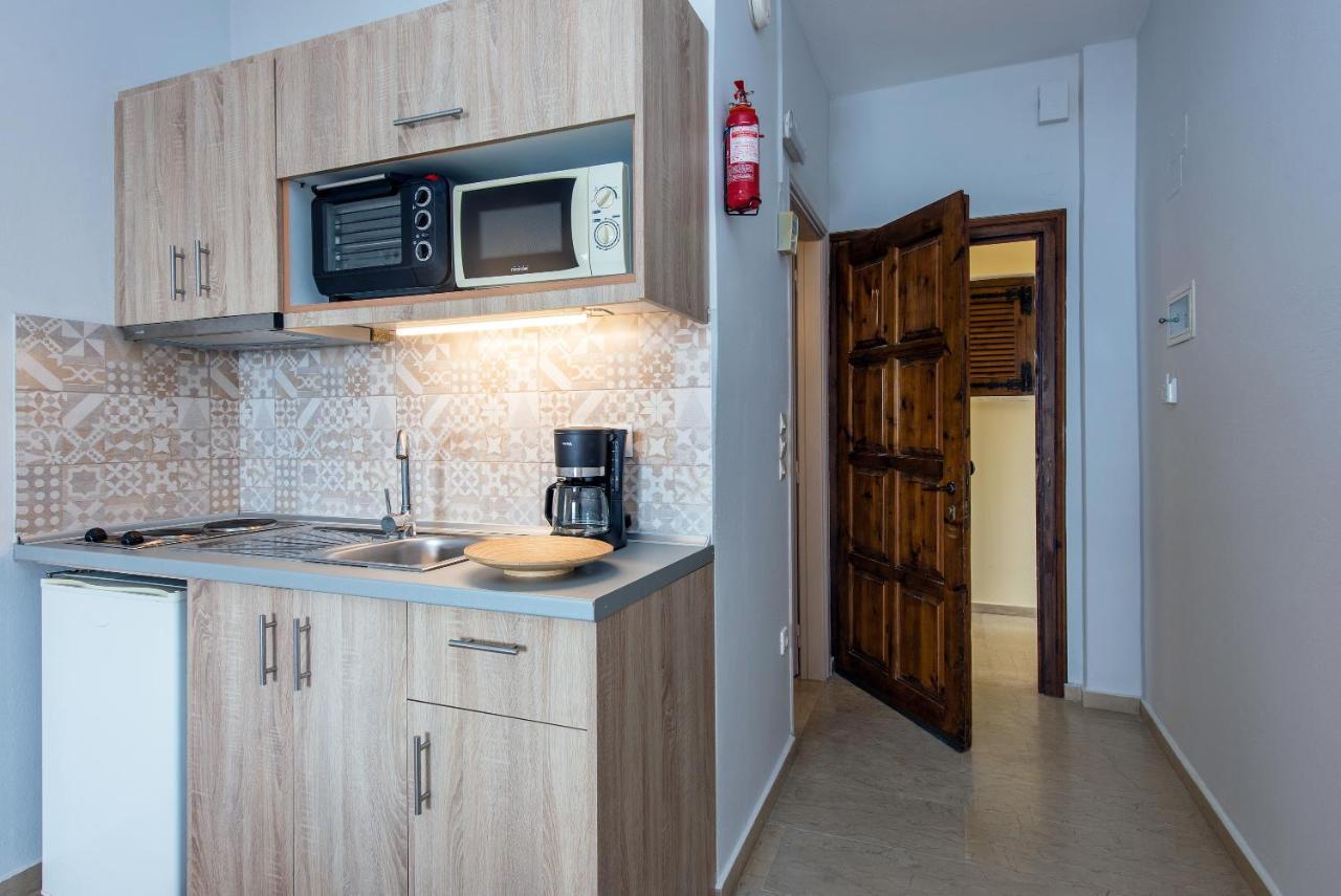 برباتي Mediterranean View Hotel المظهر الخارجي الصورة